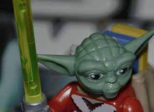 Yoda als LEGO-Figur begeistert Kinder.